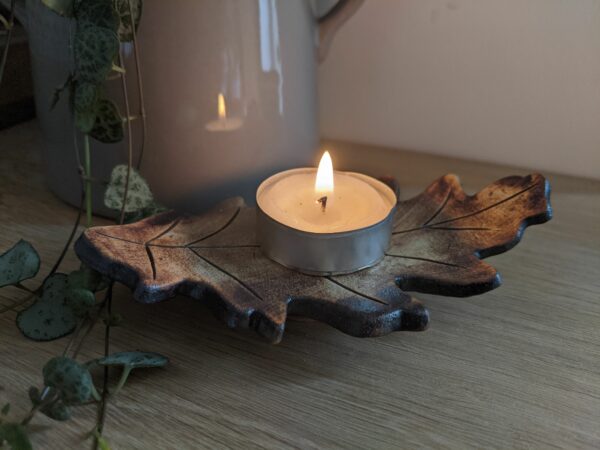 Oak Leaf Tea Light Holder - Image 4