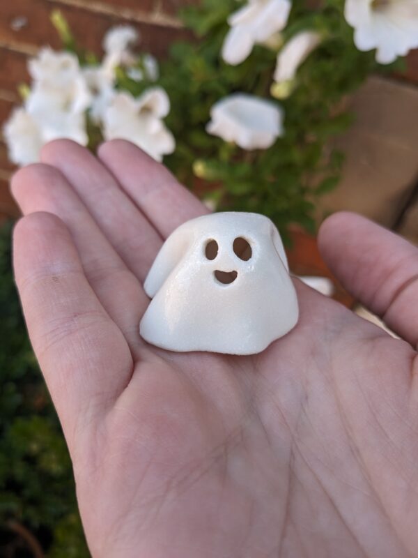 Happy Ghosts