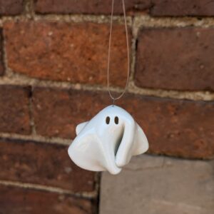 Hanging Ghosties